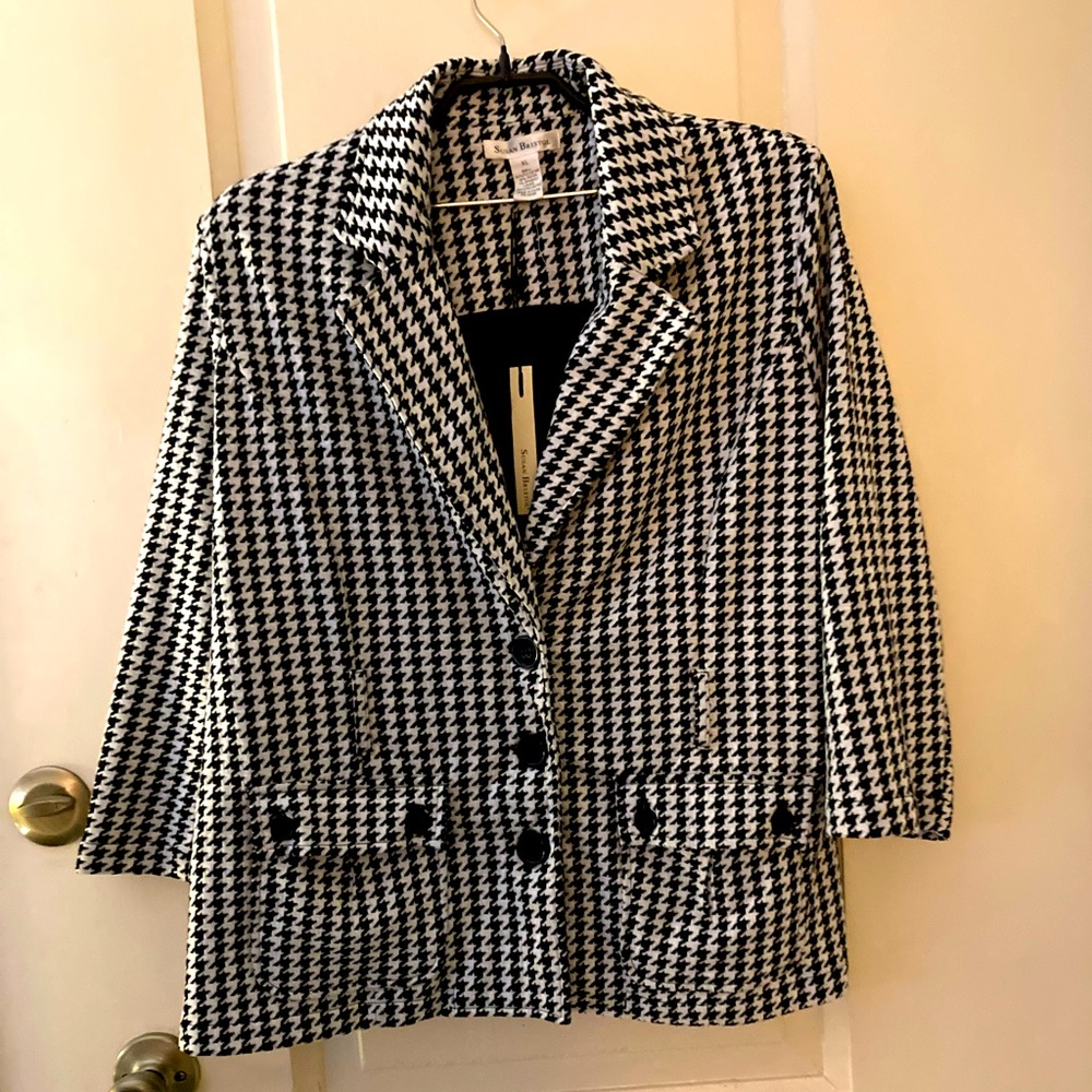 NWT Houndstooth jacket,women